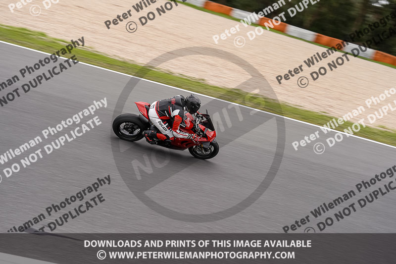 estoril;event digital images;motorbikes;no limits;peter wileman photography;portugal;trackday;trackday digital images